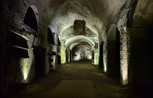 Naples destination often paired with transfer and sightseeing days